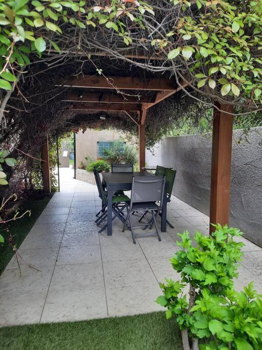 Appartement La Bastide En Front D'Etang De Thau à Bouzigues Extérieur photo