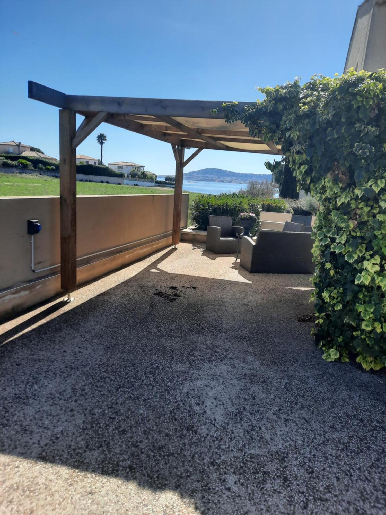 Appartement La Bastide En Front D'Etang De Thau à Bouzigues Extérieur photo